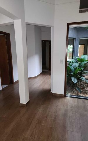 Casa para alugar com 220m², 4 quartos e 4 vagasÁrea externa