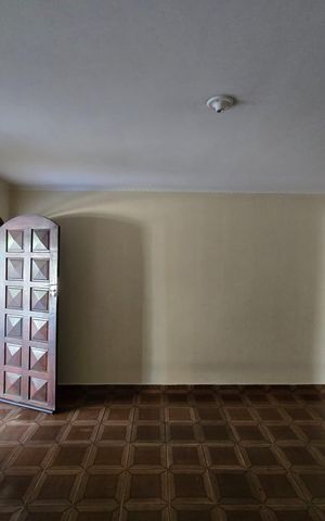 Casa à venda com 84m², 2 quartos e 1 vaga Casa à venda com 84m², 2 quartos e 1 vagaSala