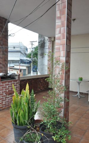 Casa à venda com 400m², 8 quartos e 4 vagasQuintal