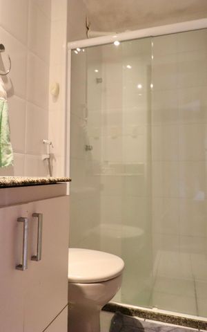 Apartamento para alugar com 76m², 3 quartos e 1 vaga Apartamento para alugar com 76m², 3 quartos e 1 vagaBanheiro