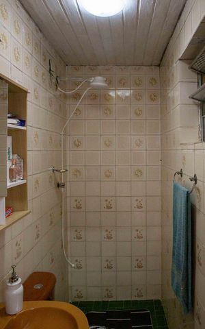 Casa à venda com 250m², 4 quartos e sem vagaBanheiro Casa 1