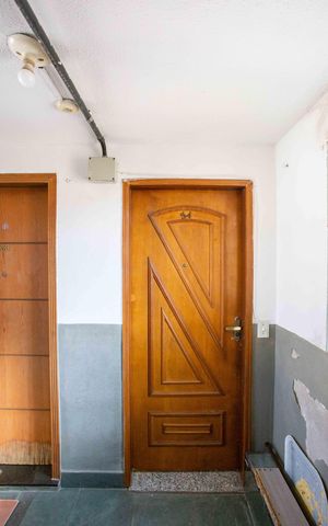 Apartamento à venda com 48m², 2 quartos e 1 vagaHall de entrada