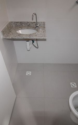 Apartamento à venda com 40m², 2 quartos e sem vagaBanheiro