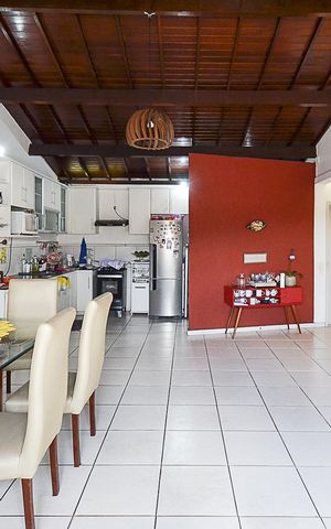 Apartamento à venda com 102m², 4 quartos e 1 vaga Apartamento à venda com 102m², 4 quartos e 1 vagaSala de Jantar