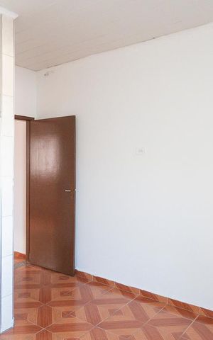 Casa à venda com 198m², 2 quartos e 2 vagasSuíte