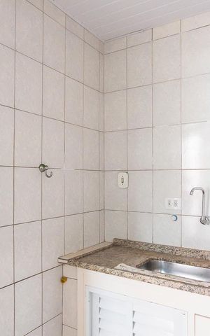 Casa à venda com 198m², 2 quartos e 2 vagasCozinha