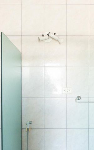 Casa à venda com 198m², 2 quartos e 2 vagasBanheiro da Suíte