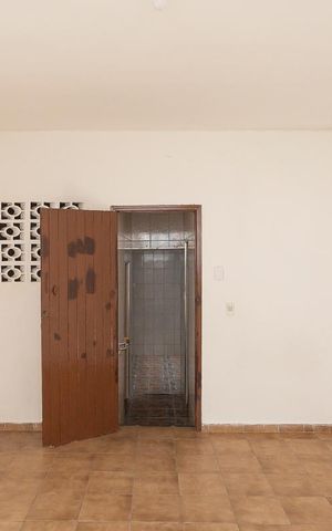 Casa à venda com 198m², 2 quartos e 2 vagasQuarto