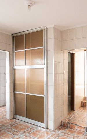Casa à venda com 198m², 2 quartos e 2 vagasCozinha
