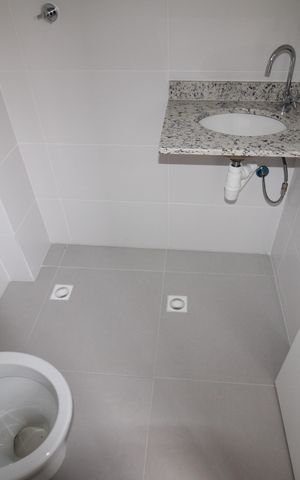 Apartamento à venda com 42m², 2 quartos e 1 vagaBanheiro 2