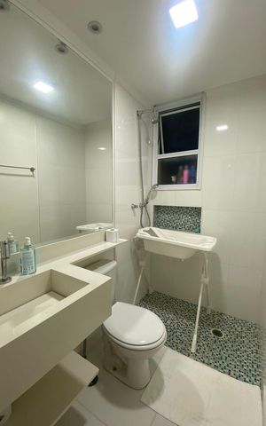 Apartamento à venda com 60m², 3 quartos e 1 vaga Apartamento à venda com 60m², 3 quartos e 1 vagaBanheiro