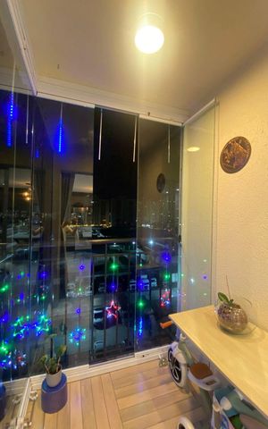 Apartamento à venda com 60m², 3 quartos e 1 vaga Apartamento à venda com 60m², 3 quartos e 1 vagaVaranda