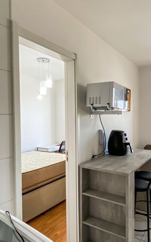Apartamento à venda com 36m², 1 quarto e sem vaga Apartamento à venda com 36m², 1 quarto e sem vagaSala/cozinha/area de serviço