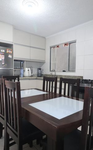 Casa à venda com 185m², 2 quartos e 2 vagasCozinha