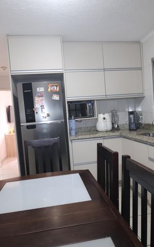 Casa à venda com 185m², 2 quartos e 2 vagasCozinha