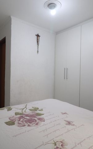 Casa à venda com 185m², 2 quartos e 2 vagasQuarto 1 suíte