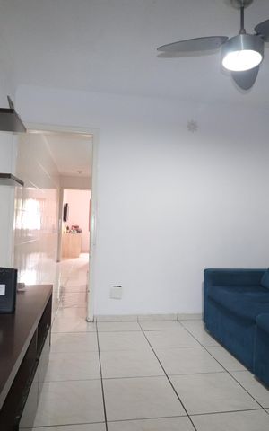 Casa à venda com 185m², 2 quartos e 2 vagasSala