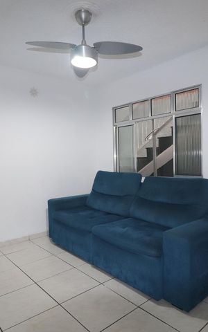 Casa à venda com 185m², 2 quartos e 2 vagasSala