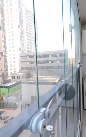 Apartamento para alugar com 52m², 3 quartos e 1 vagaVaranda