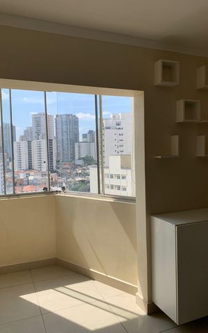 Apartamento à venda com 44m², 2 quartos e 1 vaga Apartamento à venda com 44m², 2 quartos e 1 vagaVaranda