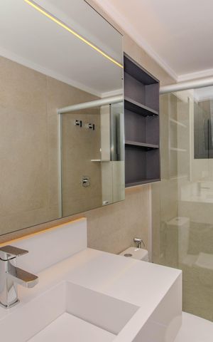 Casa à venda com 290m², 3 quartos e 2 vagas Casa à venda com 290m², 3 quartos e 2 vagasBanheiro da Suíte 2