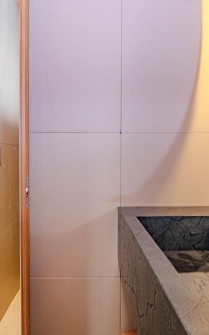 Casa à venda com 290m², 3 quartos e 2 vagas Casa à venda com 290m², 3 quartos e 2 vagasLavabo