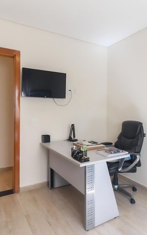 Casa à venda com 600m², 3 quartos e 6 vagasQuarto 2