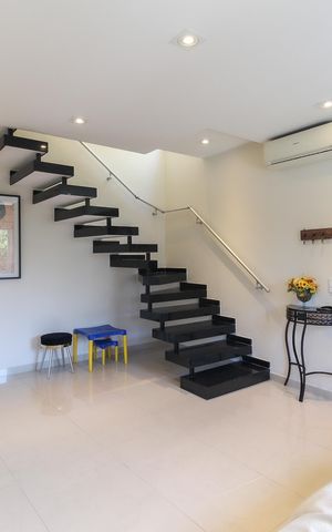 Casa à venda com 600m², 3 quartos e 6 vagasSala