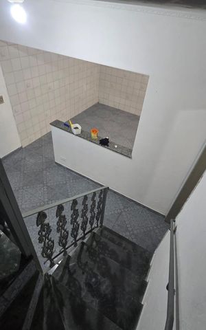 Casa para alugar com 140m², 3 quartos e 2 vagas Casa para alugar com 140m², 3 quartos e 2 vagasSala