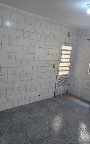 Casa para alugar com 140m², 3 quartos e 2 vagas Casa para alugar com 140m², 3 quartos e 2 vagasCozinha