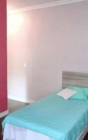 Casa à venda com 237m², 4 quartos e 4 vagas