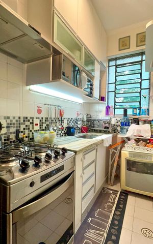 Casa à venda com 575m², 6 quartos e 7 vagas Casa à venda com 575m², 6 quartos e 7 vagasCozinha da Edícula