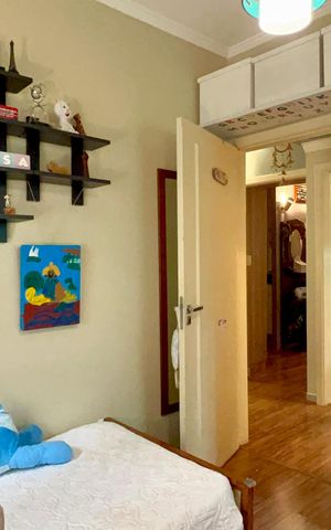 Casa à venda com 575m², 6 quartos e 7 vagas Casa à venda com 575m², 6 quartos e 7 vagasQuarto da Edícula