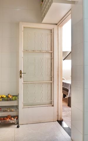 Casa à venda com 128m², 3 quartos e 2 vagas Casa à venda com 128m², 3 quartos e 2 vagasCozinha