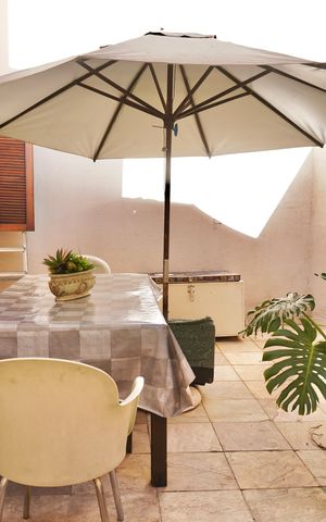 Casa à venda com 128m², 3 quartos e 2 vagas Casa à venda com 128m², 3 quartos e 2 vagasÁrea Externa