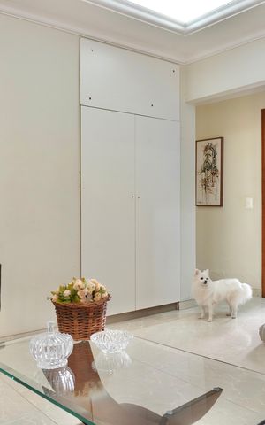 Casa à venda com 128m², 3 quartos e 2 vagas Casa à venda com 128m², 3 quartos e 2 vagasSala