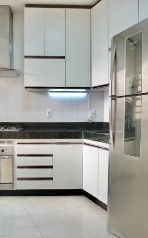 Casa à venda com 128m², 3 quartos e 2 vagas Casa à venda com 128m², 3 quartos e 2 vagasCozinha