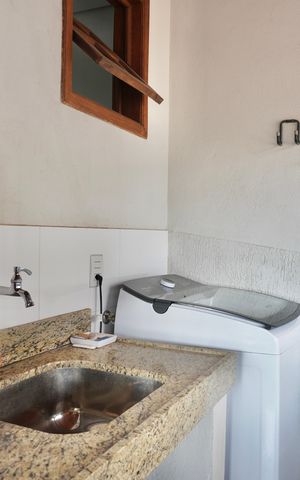 Casa à venda com 128m², 3 quartos e 2 vagas Casa à venda com 128m², 3 quartos e 2 vagasÁrea de Serviço