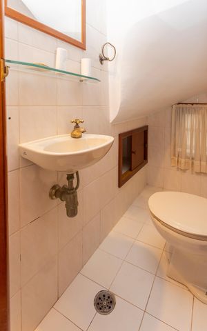 Casa à venda com 154m², 3 quartos e 2 vagasLavabo