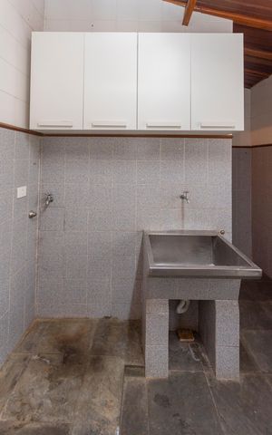 Casa à venda com 154m², 3 quartos e 2 vagasÁrea de Serviço