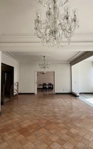 Apartamento à venda com 238m², 3 quartos e 1 vaga Apartamento à venda com 238m², 3 quartos e 1 vagaSala