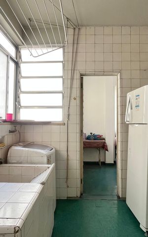 Apartamento à venda com 238m², 3 quartos e 1 vaga Apartamento à venda com 238m², 3 quartos e 1 vagaÁrea de Serviço