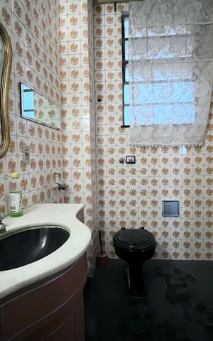 Apartamento à venda com 238m², 3 quartos e 1 vaga Apartamento à venda com 238m², 3 quartos e 1 vagaBanheiro 1