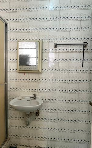 Apartamento à venda com 238m², 3 quartos e 1 vaga Apartamento à venda com 238m², 3 quartos e 1 vagaBanheiro de serviço