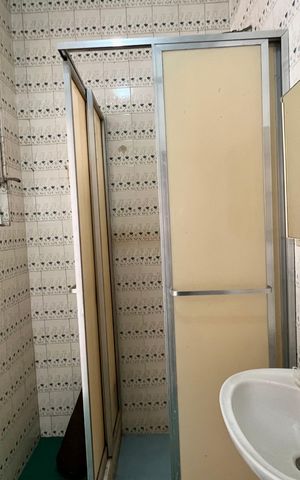 Apartamento à venda com 238m², 3 quartos e 1 vaga Apartamento à venda com 238m², 3 quartos e 1 vagaBanheiro de serviço