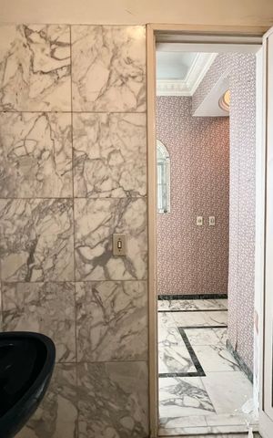 Apartamento à venda com 238m², 3 quartos e 1 vaga Apartamento à venda com 238m², 3 quartos e 1 vagaLavabo