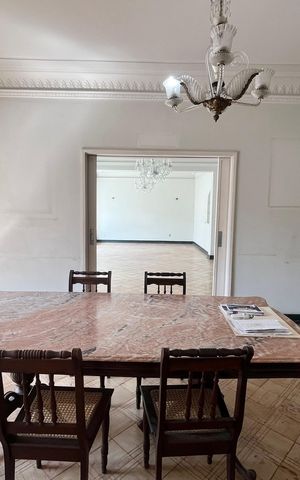 Apartamento à venda com 238m², 3 quartos e 1 vaga Apartamento à venda com 238m², 3 quartos e 1 vagaSala de jantar