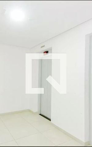 Apartamento à venda com 49m², 2 quartos e 1 vaga Apartamento à venda com 49m², 2 quartos e 1 vagaHall social