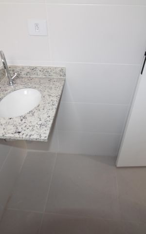 Apartamento à venda com 40m², 2 quartos e sem vagaBanheiro