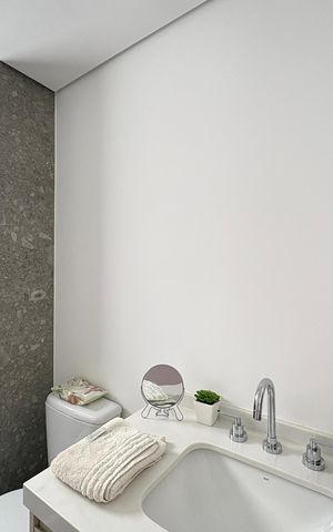 Apartamento à venda com 67m², 2 quartos e 1 vaga Apartamento à venda com 67m², 2 quartos e 1 vagaBanheiro da Suíte